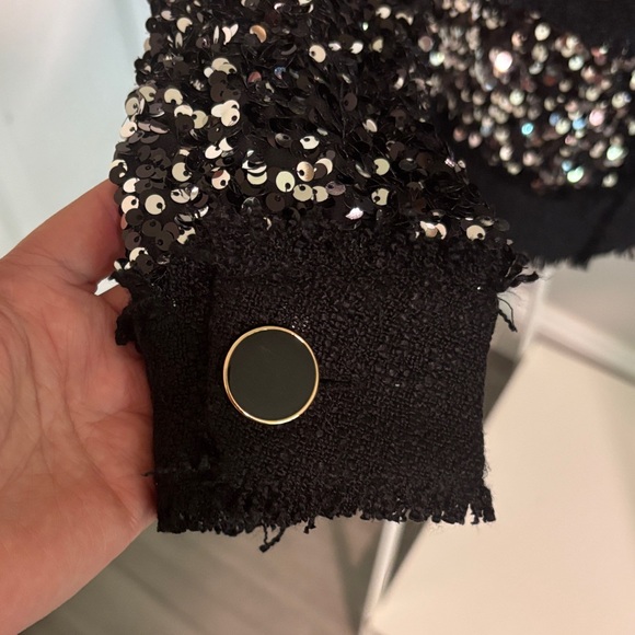 Anthropologie Sz Small..Black & Silver Sequin Cropped Gold Button Jacket - Picture 5 of 9